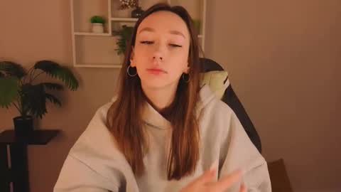 Michelle online show from 03/19/26, 01:09