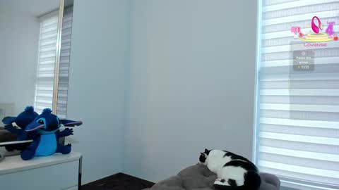 MICHELLE online show from 09/23/25, 09:29