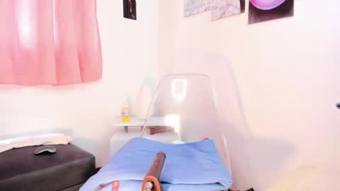 Snapshot of michelle_se chatting on 03/12/25, 02:34 Michelle online show from 03/12/25, 02:34