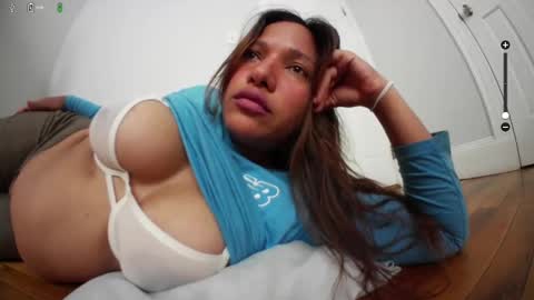Snapshot of michelle_sex_hard chatting on 10/10/25, 03:44 Anne Michelle online show from 10/10/25, 03:44
