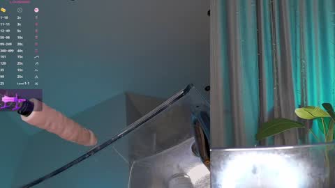 Snapshot of michelleblow chatting on 02/07/25, 01:15 Michelle online show from 02/07/25, 01:15