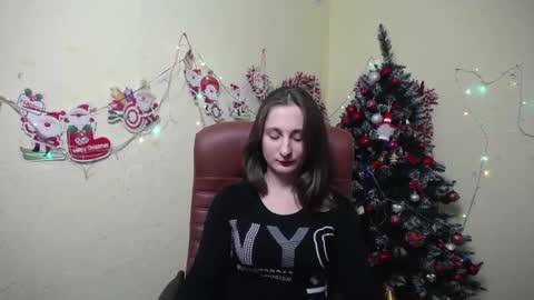 Snapshot of michellee11 chatting on 12/24/24, 12:33 Michel online show from 12/24/24, 12:33