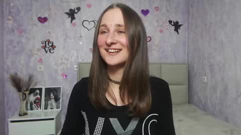 Snapshot of michellee11 chatting on 02/05/25, 03:09 Michel online show from 02/05/25, 03:09