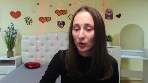 Snapshot of michellee11 chatting on 02/12/25, 01:06 Michel online show from 02/12/25, 01:06