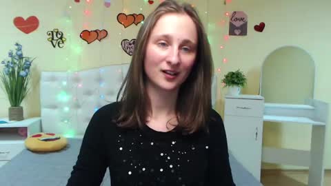 Snapshot of michellee11 chatting on 02/19/25, 03:38 Michel online show from 02/19/25, 03:38