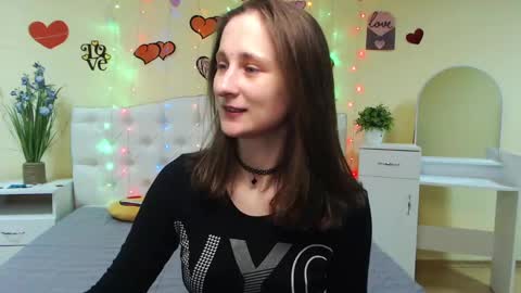 Snapshot of michellee11 chatting on 03/06/25, 11:58 Michel online show from 03/06/25, 11:58