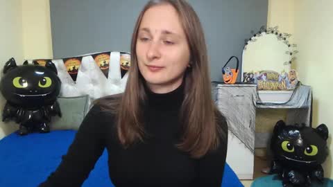 Snapshot of michellee11 chatting on 10/22/25, 11:10 Michel online show from 10/22/25, 11:10