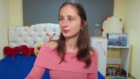 Snapshot of michellee11 chatting on 11/24/25, 12:16 Michel online show from 11/24/25, 12:16