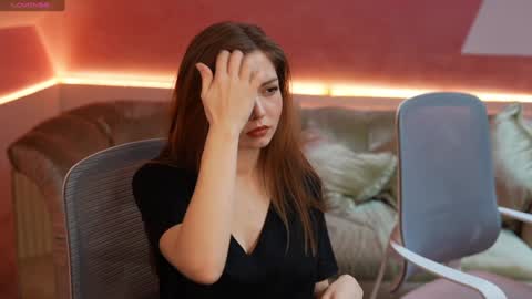 Michelle online show from 02/04/25, 12:00