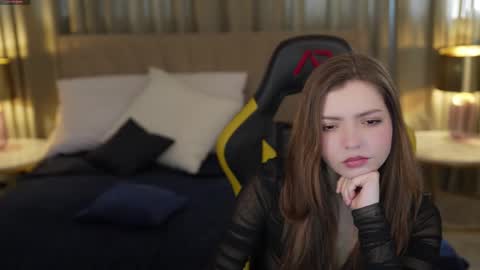 Michelle online show from 02/23/25, 12:37