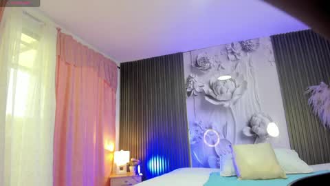 michellepreston_ online show from 04/06/26, 12:06