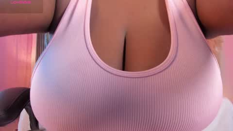Snapshot of michellepreston_ chatting on 06/11/26, 12:14 michellepreston_ online show from 06/11/26, 12:14