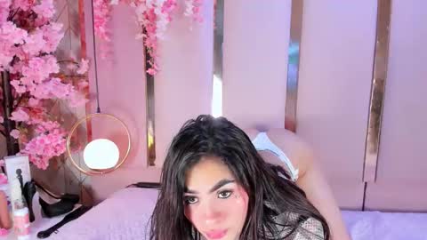 Michelle  online show from 11/09/25, 09:13