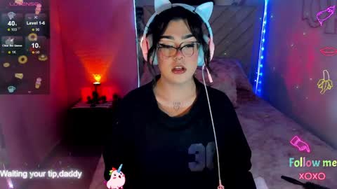   online show from 05/31/26, 06:53