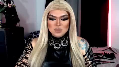 Michelle online show from 11/02/25, 12:02