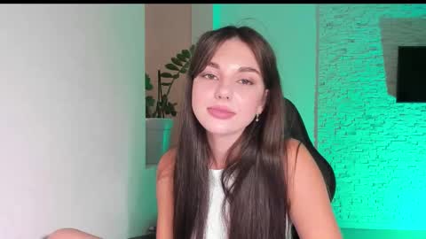 Snapshot of michelliibeautiful chatting on 09/26/25, 03:05 Michellee online show from 09/26/25, 03:05