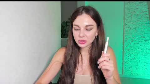 Snapshot of michelliibeautiful chatting on 11/15/25, 03:52 Michellee online show from 11/15/25, 03:52