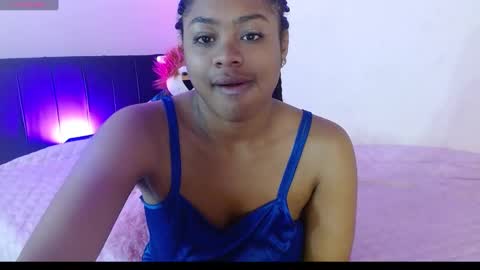 michellmoon1 online show from 10/19/25, 06:19