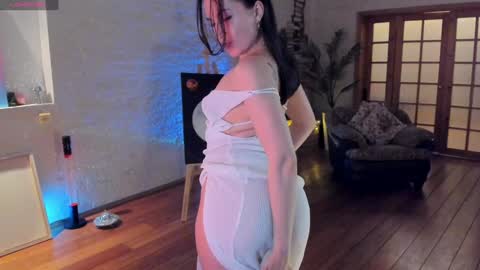 Snapshot of michi_souffl chatting on 02/01/25, 12:40 Michi online show from 02/01/25, 12:40