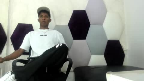 Mick storm online show from 02/01/26, 07:45