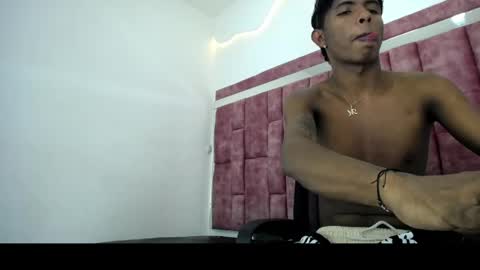 Mick storm online show from 04/18/26, 07:07