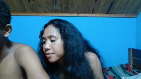 Snapshot of mickaking chatting on 12/17/25, 07:20 mickaking online show from 12/17/25, 07:20