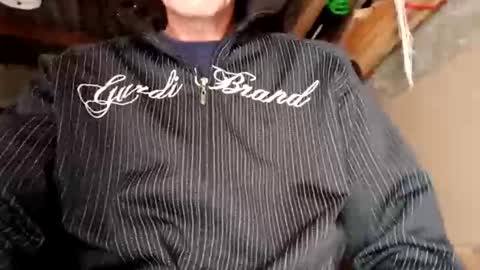 Snapshot of mickavis1975 chatting on 09/22/25, 11:45 mickavis1975 online show from 09/22/25, 11:45