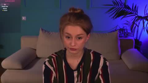 Micky online show from 03/25/26, 06:25