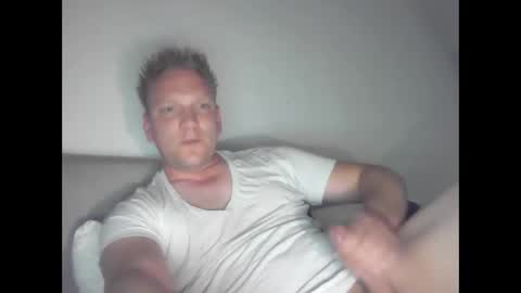 mickkxl online show from 05/04/26, 10:22