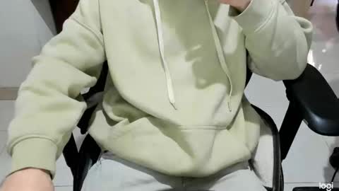 Snapshot of microfama00 chatting on 02/22/26, 08:57 microfama00 online show from 02/22/26, 08:57