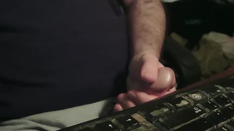 micwalrus online show from 04/13/26, 04:18