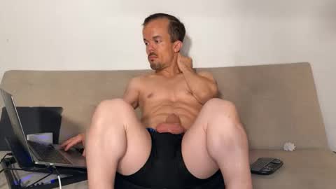 Aaron online show from 03/10/26, 02:38