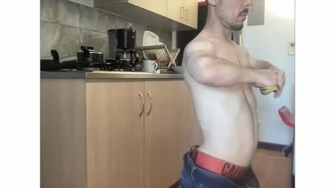 Aaron online show from 03/31/26, 03:56