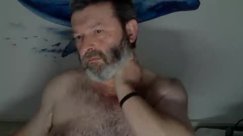 Snapshot of midhir chatting on 01/23/25, 08:45 kike online show from 01/23/25, 08:45