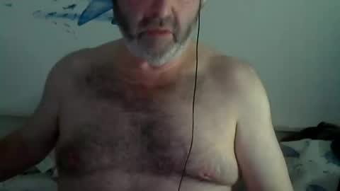 Snapshot of midhir chatting on 02/05/25, 10:22 kike online show from 02/05/25, 10:22