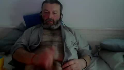 Snapshot of midhir chatting on 03/01/25, 07:15 kike online show from 03/01/25, 07:15