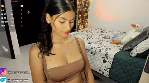 Snapshot of midnight_vk chatting on 09/16/25, 03:40 VanyaKlaus online show from 09/16/25, 03:40