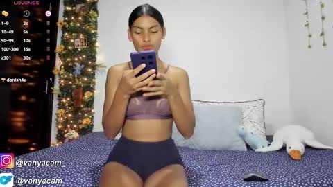 Snapshot of midnight_vk chatting on 10/08/25, 03:48 VanyaKlaus online show from 10/08/25, 03:48