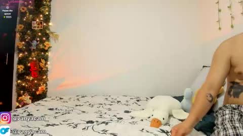 Snapshot of midnight_vk chatting on 12/03/25, 03:25 VanyaKlaus online show from 12/03/25, 03:25