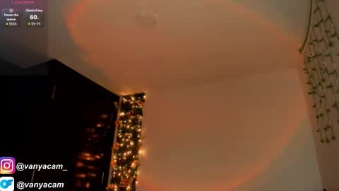 Snapshot of midnight_vk chatting on 12/20/25, 11:12 VanyaKlaus online show from 12/20/25, 11:12