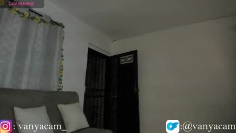 Snapshot of midnight_vk chatting on 05/15/26, 01:34 VanyaKlaus online show from 05/15/26, 01:34