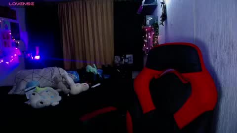 Pola  INDEPENDENT MODEL online show from 05/27/26, 04:09