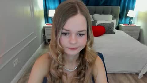 midnighteaura online show from 01/17/26, 11:37