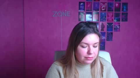 Mariana online show from 11/26/25, 06:36