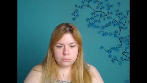 Snapshot of midnightmariana chatting on 05/10/26, 05:12 Mariana online show from 05/10/26, 05:12