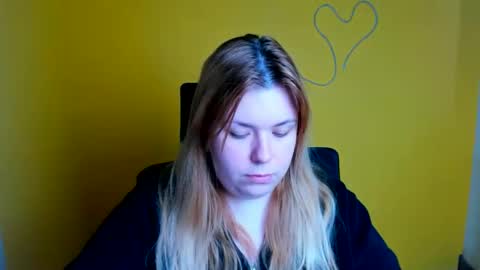 Snapshot of midnightmariana chatting on 05/12/26, 11:18 Mariana online show from 05/12/26, 11:18