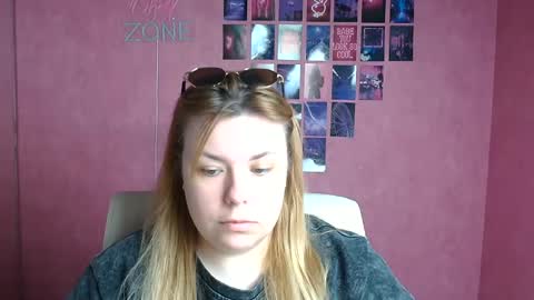 Snapshot of midnightmariana chatting on 05/22/26, 05:36 Mariana online show from 05/22/26, 05:36