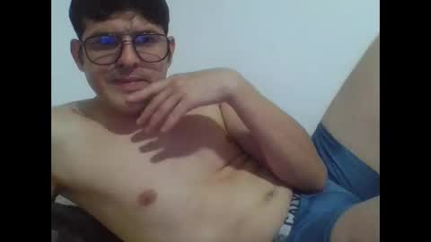 Snapshot of midoncare11282020 chatting on 11/12/25, 02:23 midoncare11282020 online show from 11/12/25, 02:23