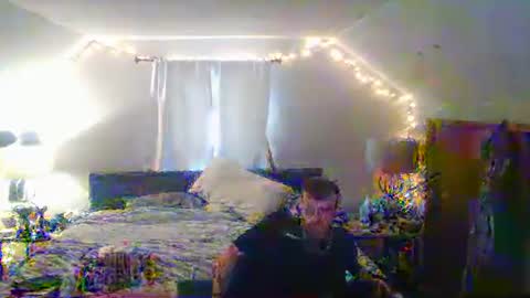 Snapshot of midtownhustler chatting on 10/31/25, 07:48 midtownhustler online show from 10/31/25, 07:48