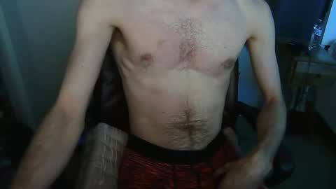 Snapshot of midwesthell chatting on 04/15/26, 10:22 midwesthell online show from 04/15/26, 10:22